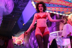2-angesagte-burlesque-show-unterm-fernsehturm-lieschen-mueller-berlin-2026