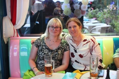 Girlsnight-Burlesque-Bar-und-Erlebnis-Restaurant-Lieschen-Mueller-im-Fernsehturm-am-Alexanderplatz