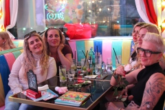 die-Beste-Burlesque-Bar-Berlins-und-Erlebnis-Restaurant-Lieschen-Mueller-im-Fernsehturm-am-Alexanderplatz