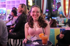 Lieschen-Mueller-Beste-Burlesque-Bar-am-Alexanderplatz-unterm-Fernsehturm-72