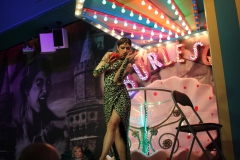 Lieschen-Mueller-Cirque-du-burlesque-Berlin-cocktailbar-am-Alexanderplatz-2026-6