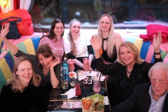 Lieschen-Mueller-Cirque-du-burlesque-Berlin-cocktailbar-am-Alexanderplatz-2026-7