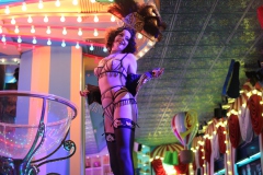 Lieschen-Mueller-Cirque-du-burlesque-Berlin-cocktailbar-am-Alexanderplatz-2026-8