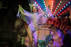 Cirque-du-Burlesque-bestes-Erlebnis-Berlin-Lieschen-Mueller-Bar-Restaurant-Eventlocation-Fernsehturm-Alexanderplatz-januar-2026-13