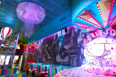 beste-Burlesque-Show-in-Berlin-und-Erlebnis-Restaurant-Lieschen-Mueller-mit-Cirque-du-burlesque-Show-in-Berlin-unter-dem-Fernsehturm-Alexanderplatz-2026