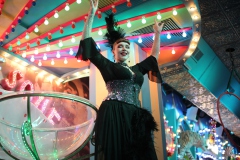 beste-Burlesque-Bar-und-Erlebnis-Restaurant-Lieschen-Mueller-mit-Cirque-du-burlesque-in-Berlin-unter-dem-Fernsehturm-Alexanderplatz-2026