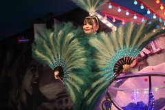 beste-Idee-fuer-deinen-Gruppen-Abend-in-Berlin-Lieschen-Mueller-Bar-und-Cirque-du-Burlesque-Fernsehturm-Alexanderplatz-2026