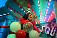 Best-Entertainment-Berlin-fuer-Firmenfeier-Gruppen-und-Weihnachtsfeier-Burlesque-Bar-Lieschen-Mueller-im-fernsehturm-2026