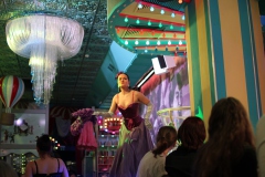 Lieschen-Mueller-Cirque-du-burlesque-Berlin-cocktailbar-am-Alexanderplatz27