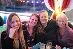 Lieschen-Mueller-Cirque-du-burlesque-Berlin-cocktailbar-am-Alexanderplatz-2026-21