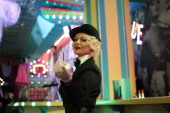 Lieschen-Mueller-Cirque-du-burlesque-Berlin-cocktailbar-am-Alexanderplatz-2026-32