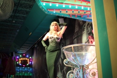 Lieschen-Mueller-Cirque-du-burlesque-Berlin-cocktailbar-am-Alexanderplatz-2026-45