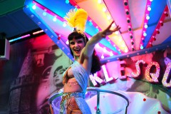 Lieschen-Mueller-Burlesque-Bar-Berlin-Erlebnis-Restaurant-und-Eventlocation-im-Fernsehturm-0