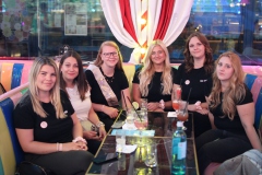 Lieschen-Mueller-Burlesque-Bar-Berlin-Erlebnis-Restaurant-und-Eventlocation-im-Fernsehturm-16