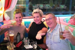 best-Place-Berlin-Burlesque-Bar-und-Erlebnis-Restaurant-Lieschen-Mueller-mit-Cirque-du-burlesque-Show-in-Berlin-unter-dem-Fernsehturm-Alexanderplatz-2026
