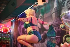 Lieschen-Mueller-Cirque-du-burlesque-Berlin-cocktailbar-am-Alexanderplatz10