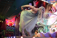 Lieschen-Mueller-Cirque-du-burlesque-Berlin-cocktailbar-am-Alexanderplatz6