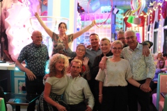 best-Place-in-Berlin-Burlesque-Bar-und-Erlebnis-Restaurant-Lieschen-Mueller-mit-Cirque-du-burlesque-Show-in-Berlin-unter-dem-Fernsehturm-Alexanderplatz-2026