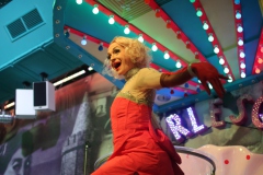 Lieschen-Mueller-Burlesque-Bar-Erlebnisrestaurant-Eventlocation-Berlin-Alexanderplatz-18