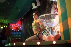 Lieschen-Mueller-Cirque-du-burlesque-Berlin-cocktailbar-am-Alexanderplatz-2026-26
