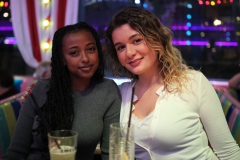 Lieschen-Mueller-Cirque-du-burlesque-Berlin-cocktailbar-am-Alexanderplatz-2026-35