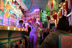 Lieschen-Mueller-Cirque-du-burlesque-Berlin-cocktailbar-am-Alexanderplatz10