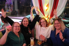 Lieschen-Mueller-Cirque-du-burlesque-Berlin-cocktailbar-am-Alexanderplatz11