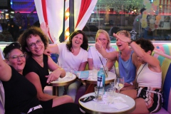 angesagte-Geburtstag-Bar-Berlin-Lieschen-Mueller-Bar-und-Cirque-du-Burlesque-Fernsehturm-Alexanderplatz-2026