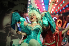 Lieschen-Mueller-Bar-Cirque-du-Burlesque-bestes-Erlebnis-Restaurant-Eventlocation-Berlin-Fernsehturm-00