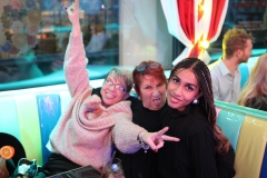 Lieschen-Mueller-Cirque-du-burlesque-Berlin-cocktailbar-am-Alexanderplatz27