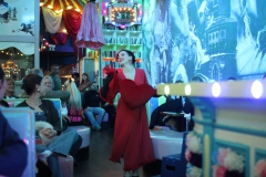Lieschen-Mueller-Cirque-du-burlesque-Berlin-cocktailbar-am-Alexanderplatz30