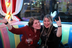 Lieschen-Mueller-Cirque-du-burlesque-Berlin-cocktailbar-am-Alexanderplatz7