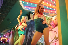 Lieschen-Mueller-Burlesque-Bar-Erlebnisrestaurant-Eventlocation-Berlin-Alexanderplatz-00