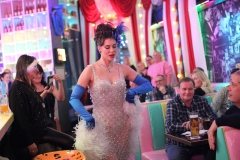 Lieschen-Mueller-Burlesque-Bar-Berlin-Erlebnis-Restaurant-Berlin-Fernsehturm-Bestes-Weihnachtsgeschenk-42