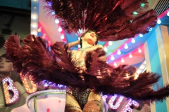 ieschen-Mueller-Burlesque-Bar-Berlin-Erlebnis-Restaurant-Berlin-Fernsehturm-Bestes-Weihnachtsgeschenk-11