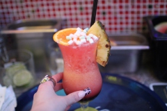 ieschen-Mueller-Burlesque-Bar-Berlin-Erlebnis-Restaurant-Berlin-Fernsehturm-Bestes-Weihnachtsgeschenk-38