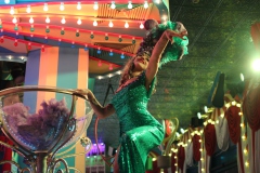 ieschen-Mueller-Burlesque-Bar-Berlin-Erlebnis-Restaurant-Berlin-Fernsehturm-Bestes-Weihnachtsgeschenk-7