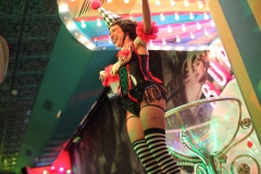 beste-Idee-fuer-deine-Weihnachtsfeier-in-Berlin-Lieschen-Mueller-Bar-und-Cirque-du-Burlesque-Fernsehturm-Alexanderplatz-2026-3