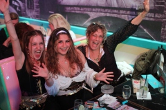 Lieschen-Mueller-Cirque-du-burlesque-Berlin-cocktailbar-am-Alexanderplatz-2026-3