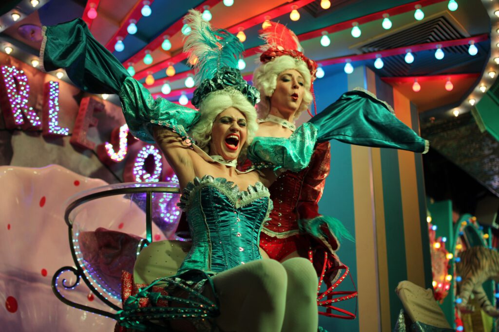 Beste Burlesque Show in Berlin 1 524840555 1182849917188790 4300420153192706667 n