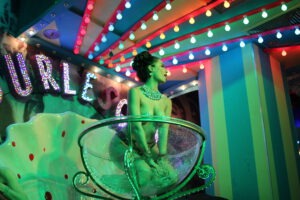 Haben Sie schon die beste Burlesque Show Berlin Alexanderplatz erlebt?