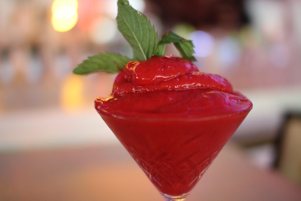 150 Cocktails with Show: Lieschen Mueller's Circus Bar at Alexanderplatz