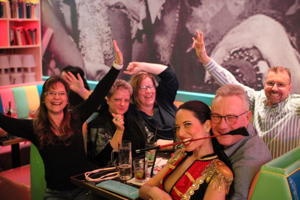 Lieschen Muller Cirque du burlesque Berlin cocktailbar am Alexanderplatz10 1