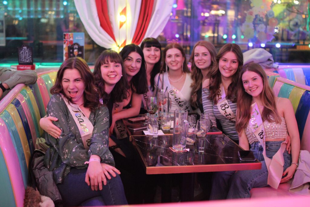 Lieschen Müller: Der JGA, über den ihr noch Jahre später lacht, staunt und anstoßt 1 Lieschen Müller: Der JGA, über den ihr noch Jahre später lacht, staunt und anstoßt