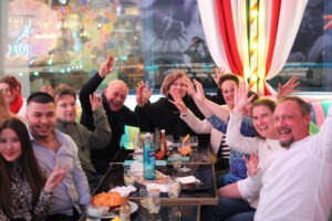 Sekt, Schnitzel & Familienglück Dein unvergesslicher Familienabend im Lieschen Müller Berlin!