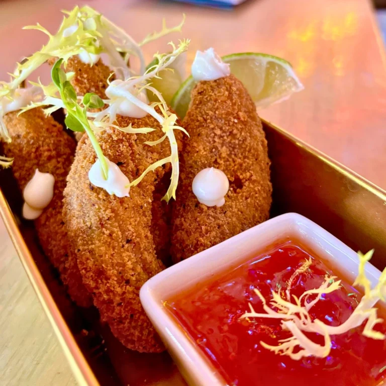 CRISPY AVO SHOWBITES
